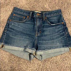 Madewell High Rise Shorts in Glenoak Wash